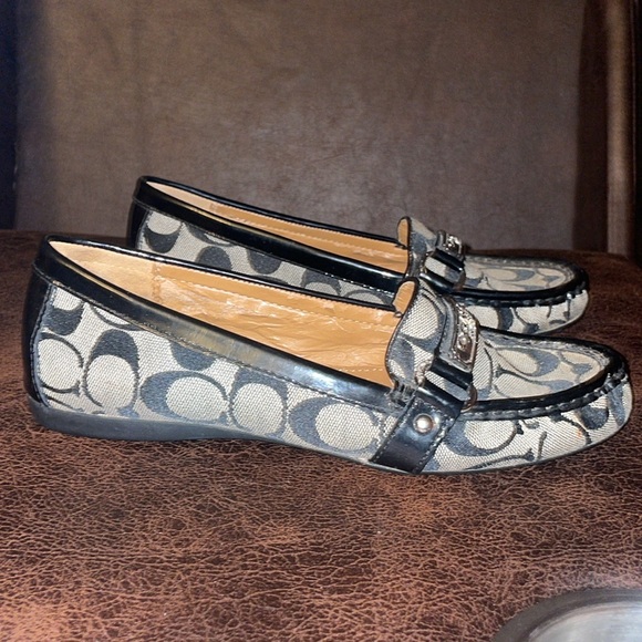 ⭐️⬇️ Coach Women’s Sandals/Slip-On Flat Shoes VINTAGE - Picture 9 of 16